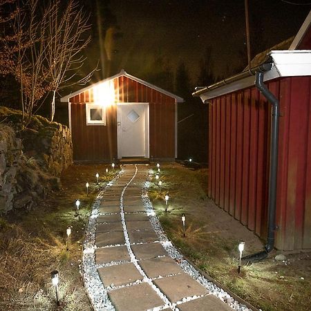 Skogsstuga I Bassholma Villa Munka-Ljungby ภายนอก รูปภาพ