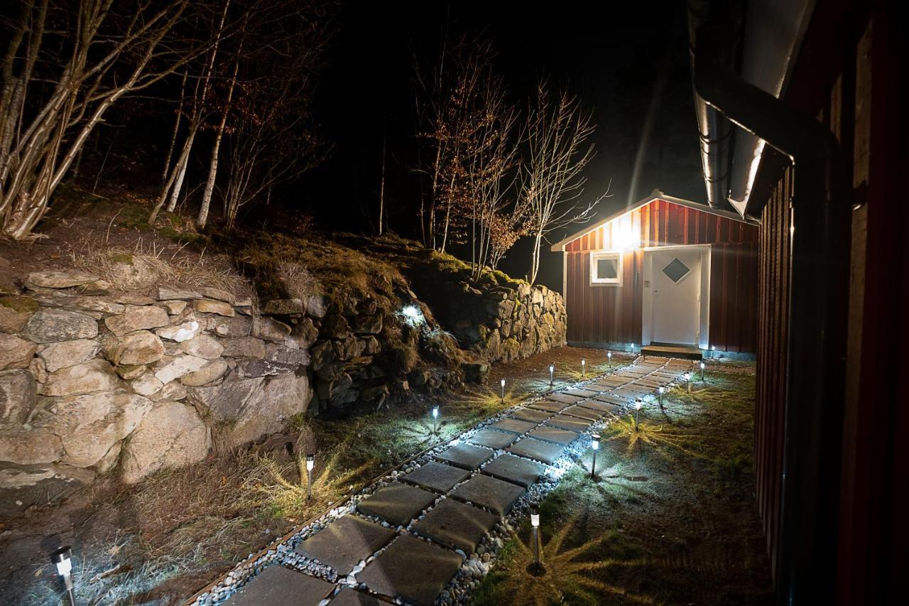 Skogsstuga I Bassholma Villa Munka-Ljungby ภายนอก รูปภาพ